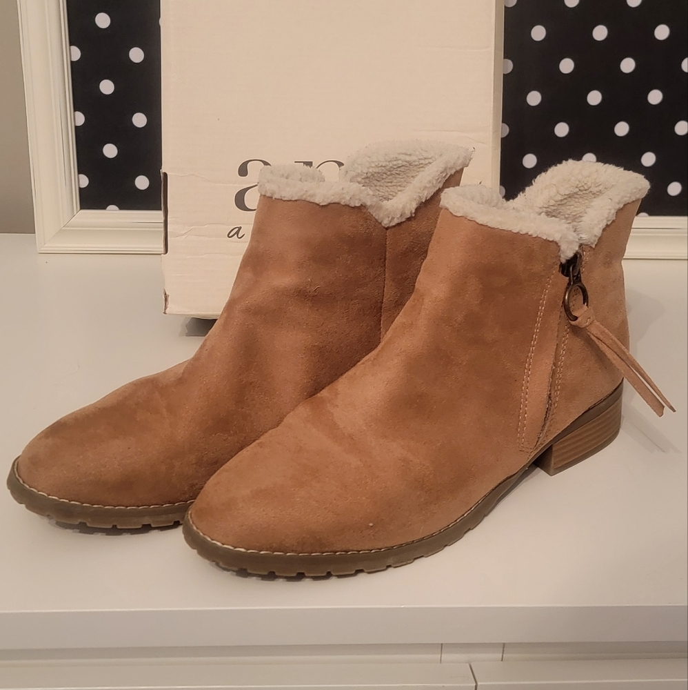a.n.a Women's Tan Ankle Boots Size 11